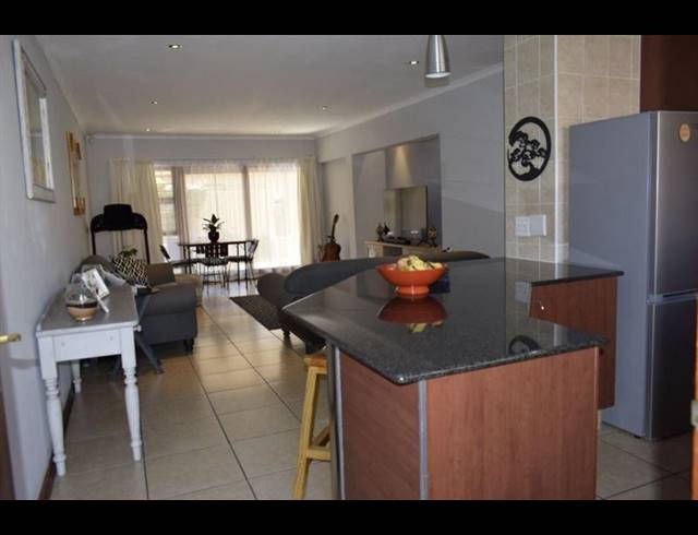 2 BEDROOM TOWNHOUSE FOR SALE IN BARDENE